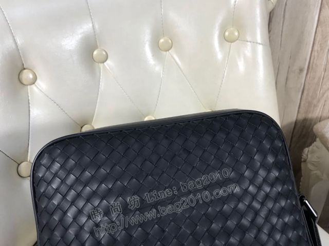 BV男包 6696-1 寶緹嘉經典款男士單肩包 原版打蠟頭層牛皮BV斜挎包  nbq1004
